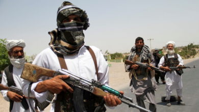 “طالبان” تعلن محاصرة كابل وتطالب الأجانب إما بالمغادرة أو تسجيل حضورهم
