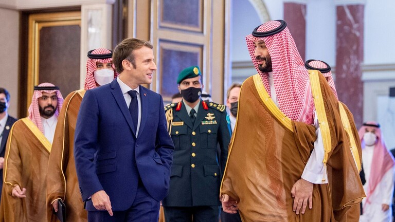 “فاينانشال تايمز”: شرط السعودية لإعادة التواصل مع لبنان كان زيارة مسؤول غربي للمملكة “فاينانشال تايمز”: شرط السعودية لإعادة التواصل مع لبنان كان زيارة مسؤول غربي للمملكة