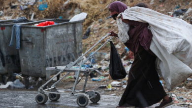 الصحة العالمية والبنك الدولي: الوباء قد يدفع 500 مليون شخص إلى السقوط في براثن الفقر المدقع