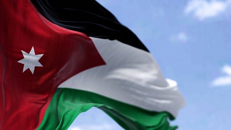 الجيش الأردني ينفي المشاركة في الغارات الجوية الأمريكية داخل العراق الجيش الأردني ينفي المشاركة في الغارات الجوية الأمريكية داخل العراق
