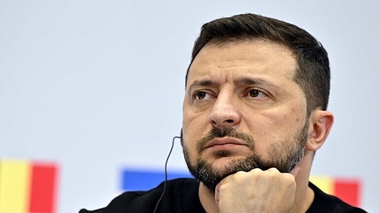زيلينسكي يتوجه إلى برلين وباريس لتوقيع اتفاقات أمنية زيلينسكي يتوجه إلى برلين وباريس لتوقيع اتفاقات أمنية