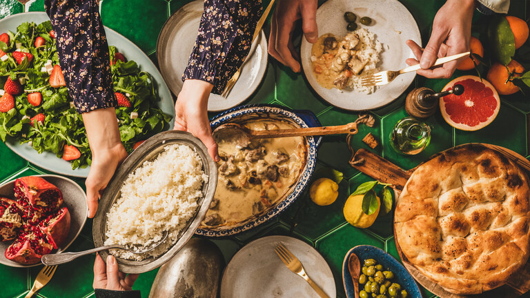 أفضل الأطعمة لصيام صحي في رمضان أفضل الأطعمة لصيام صحي في رمضان