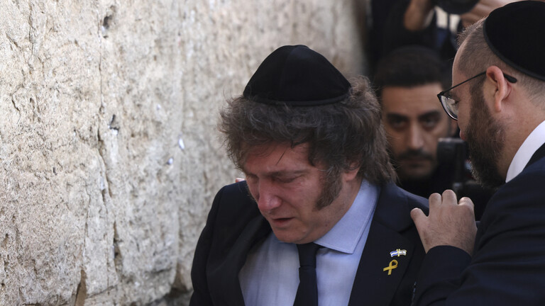 الأرجنتين تجمد عملية نقل سفارتها لدى إسرائيل إلى القدس الأرجنتين تجمد عملية نقل سفارتها لدى إسرائيل إلى القدس