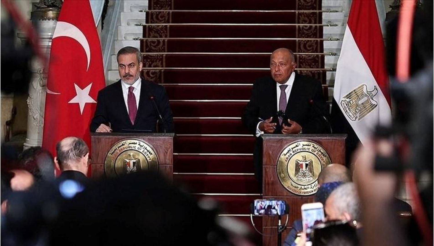مصر وتركيا لبحث سبل وقف إطلاق النار وتأمين المساعدات في غزة